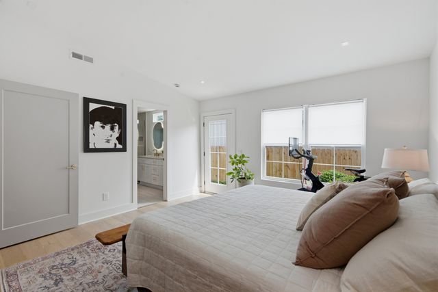 1003 N 5th St, Nashville, TN 37207