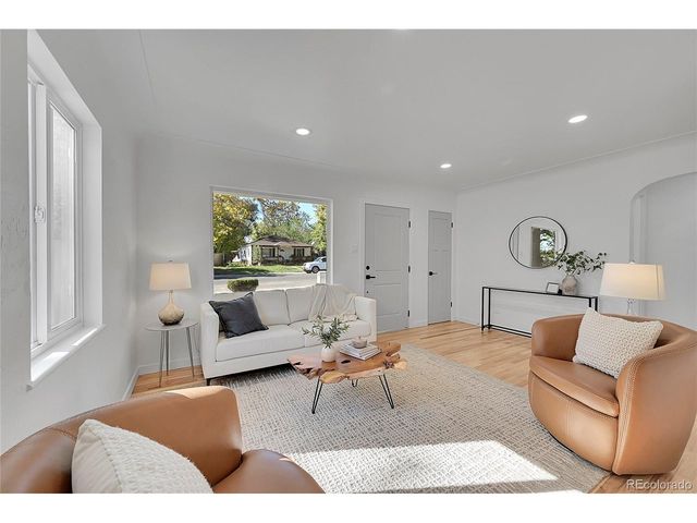 936 Yates St, Denver, CO 80204