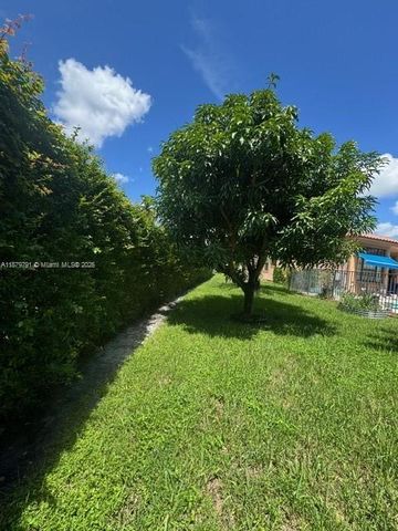 3445 NW 87th Ave, Cooper City, FL 33024