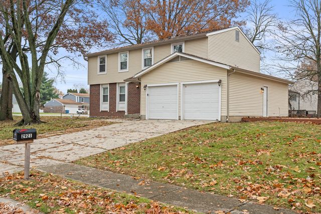 2921 N Sheffield Drive, Indianapolis, IN 46229