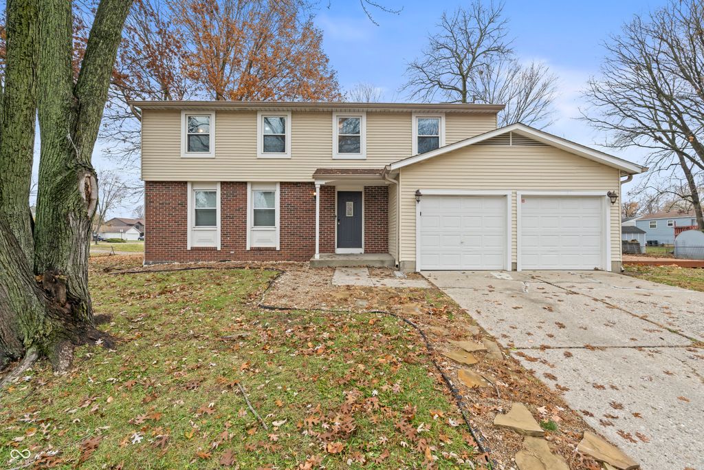 2921 N Sheffield Drive, Indianapolis, IN 46229