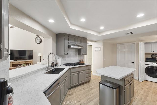 38574 Lochinvar Court, Murrieta, CA 92562