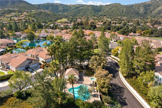 38574 Lochinvar Court, Murrieta, CA 92562