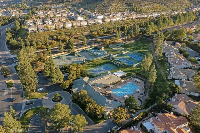 38574 Lochinvar Court, Murrieta, CA 92562