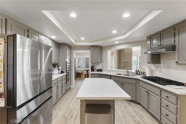 38574 Lochinvar Court, Murrieta, CA 92562