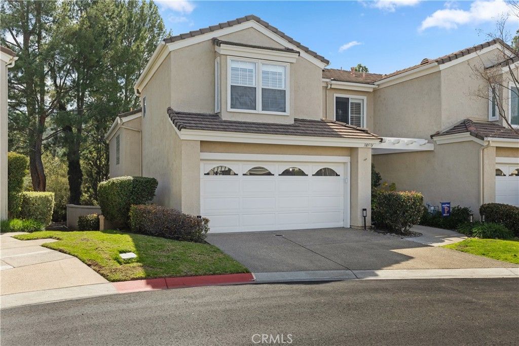 38574 Lochinvar Court, Murrieta, CA 92562