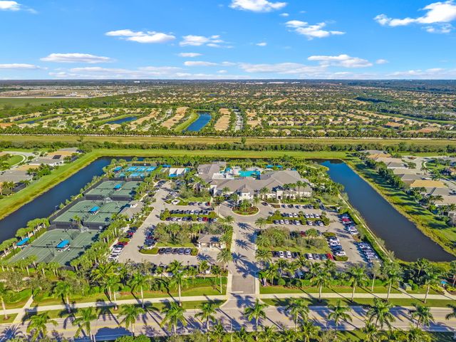 12882 Granite Mountain Pass, Boynton Beach, FL 33473