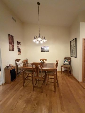 605 Nightingale Lane, Cottage Grove, WI 53527