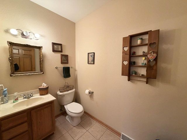 605 Nightingale Lane, Cottage Grove, WI 53527