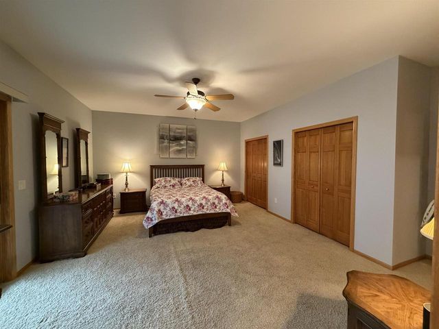 605 Nightingale Lane, Cottage Grove, WI 53527