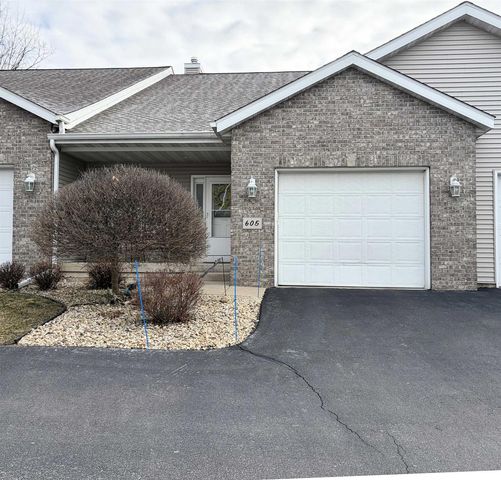 605 Nightingale Lane, Cottage Grove, WI 53527