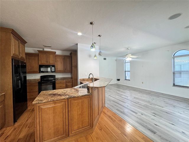 6077 MARELLA DRIVE, Sarasota, FL 34243