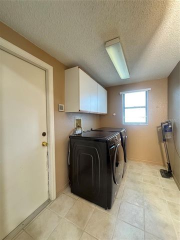 6077 MARELLA DRIVE, Sarasota, FL 34243