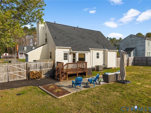 11042 Poachers Run, Chesterfield, VA 23832