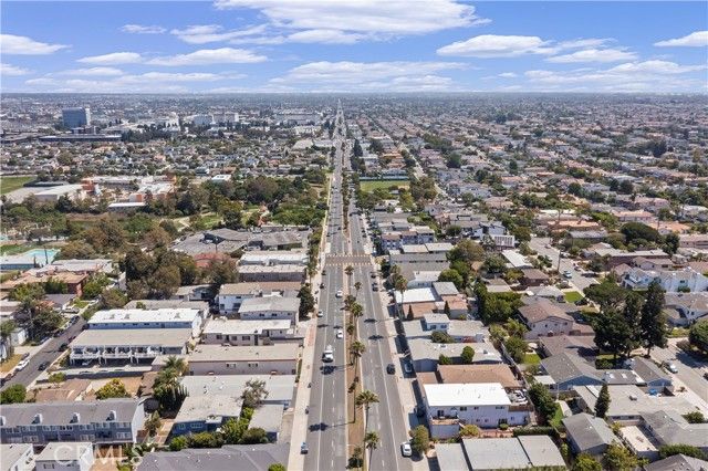 1436 Manhattan Beach Boulevard, Manhattan Beach, CA 90266