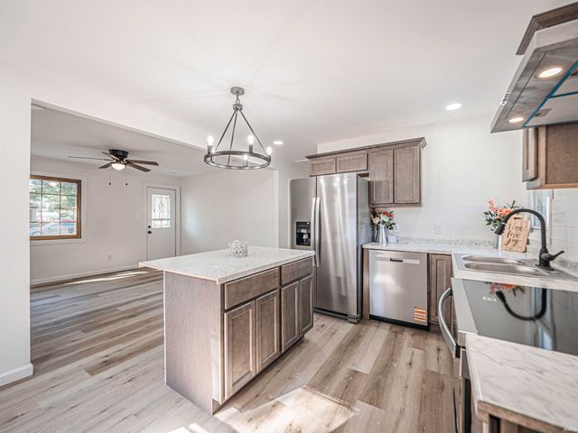 3600 Waggoner Avenue, Evansville, IN 47714