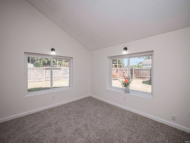 3600 Waggoner Avenue, Evansville, IN 47714