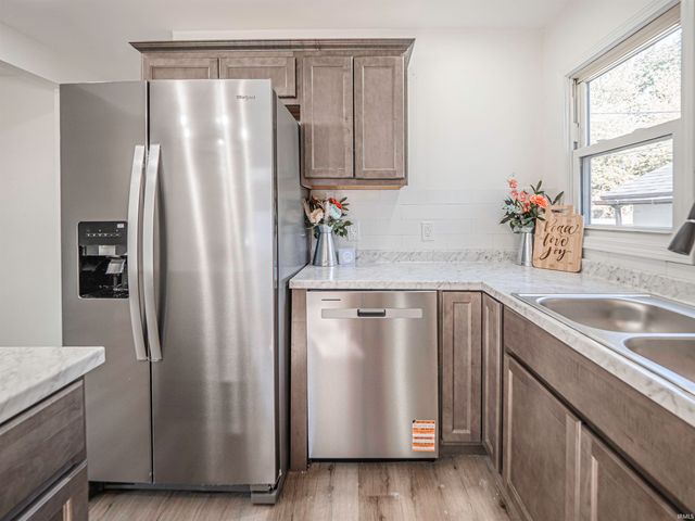 3600 Waggoner Avenue, Evansville, IN 47714