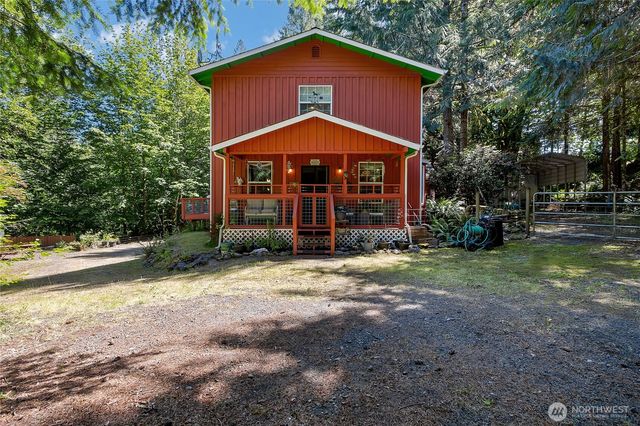 600 N Beacon point Loop N, Lilliwaup, WA 98555