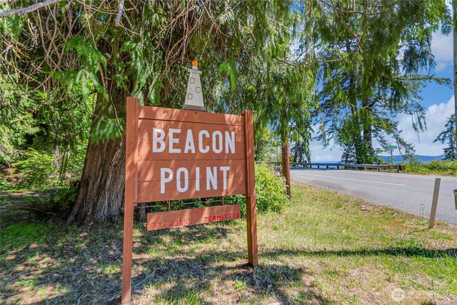 600 N Beacon point Loop N, Lilliwaup, WA 98555