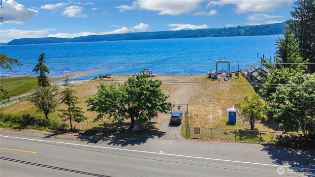600 N Beacon point Loop N, Lilliwaup, WA 98555