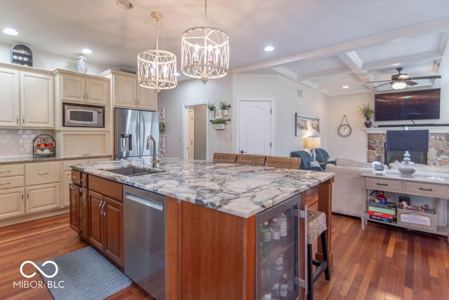 633 Foxboro Drive, Avon, IN 46123