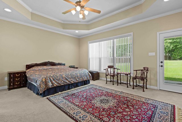 2404 Sugar Creek Circle, Longview, TX 75605