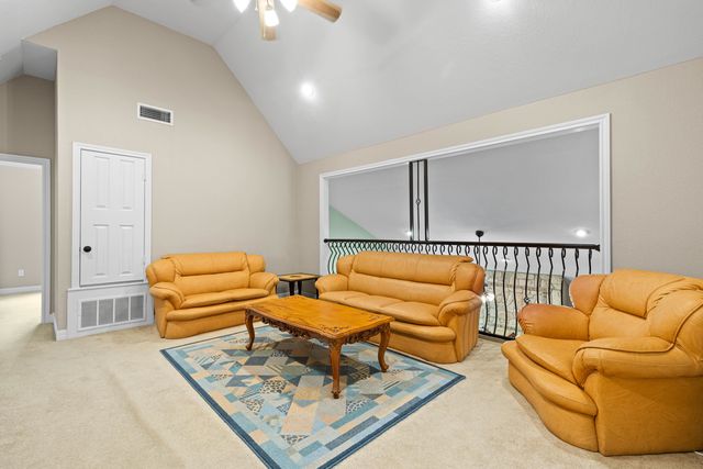 2404 Sugar Creek Circle, Longview, TX 75605