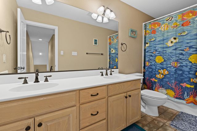 2404 Sugar Creek Circle, Longview, TX 75605