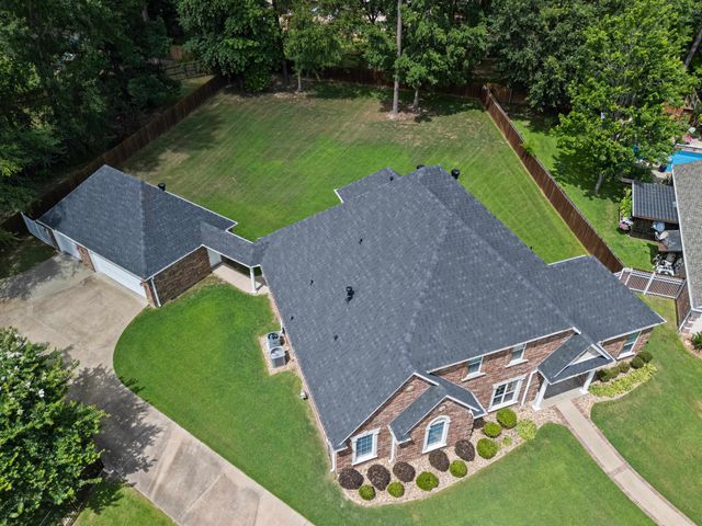 2404 Sugar Creek Circle, Longview, TX 75605