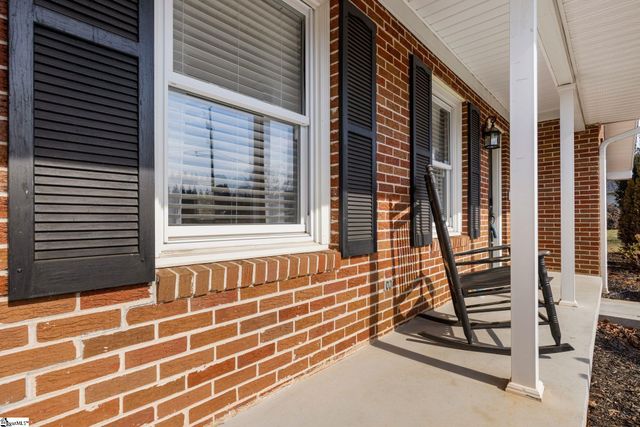 1153 Lakeview Drive, Greenville, SC 29611