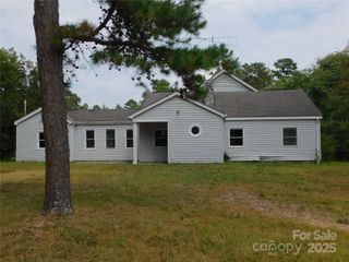 1910 Nc Highway 109 Highway N, Troy, NC 27371