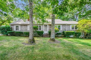 109 Harbor Hills Rd, Barnstable, MA 02632