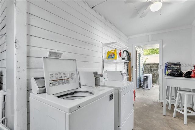 828 22ND AVENUE N Apt. West, St Petersburg, FL 33704
