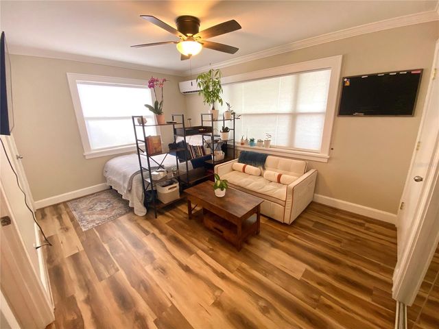 828 22ND AVENUE N Apt. West, St Petersburg, FL 33704