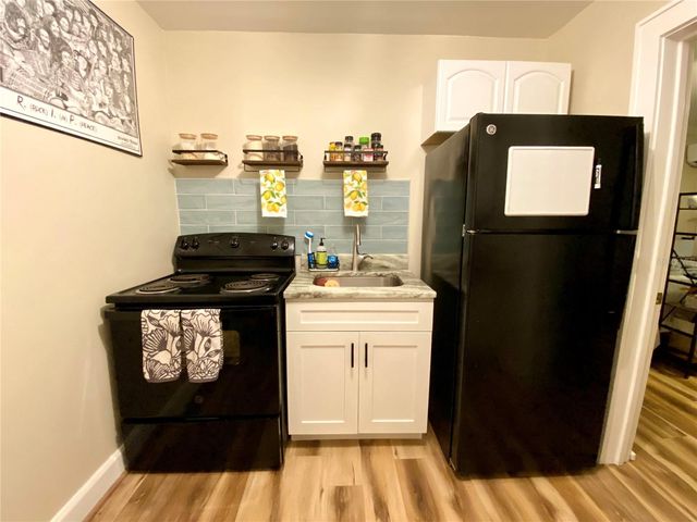 828 22ND AVENUE N Apt. West, St Petersburg, FL 33704