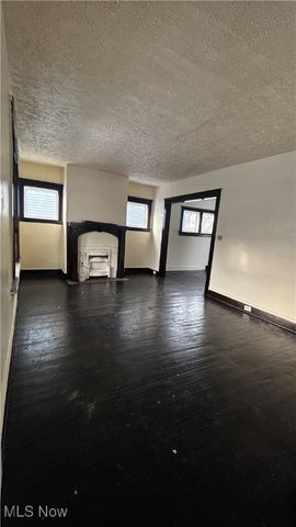 12417 Maple Avenue, Cleveland, OH 44108