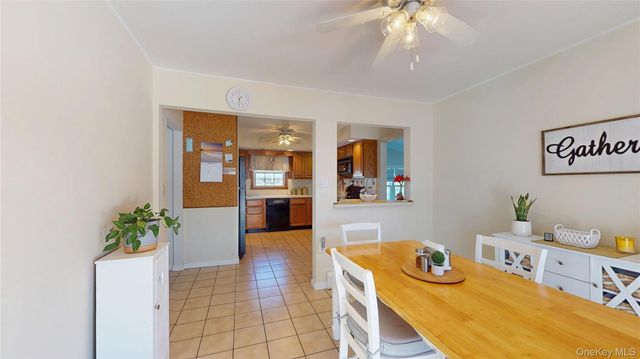 638 Saint George Avenue, North Babylon, NY 11703