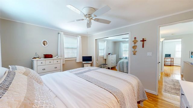 638 Saint George Avenue, North Babylon, NY 11703