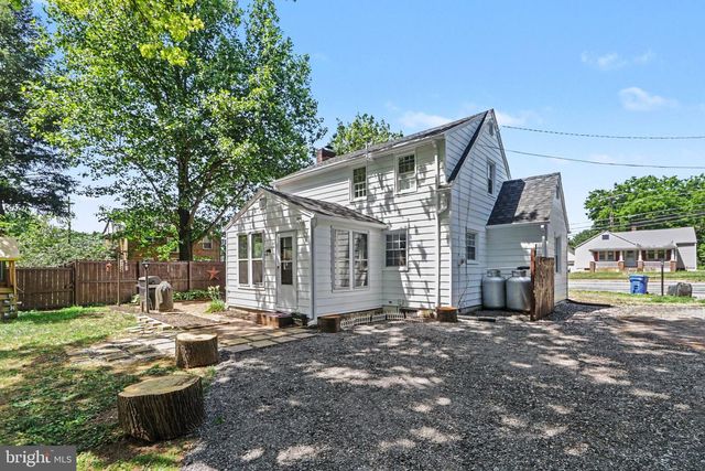 506 HOGESTOWN ROAD, Mechanicsburg, PA 17050