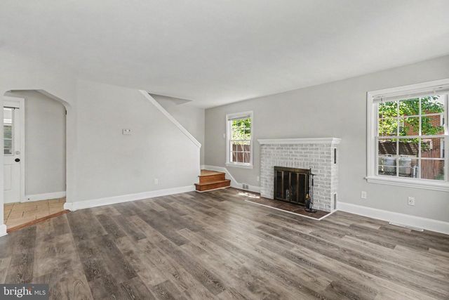 506 HOGESTOWN ROAD, Mechanicsburg, PA 17050