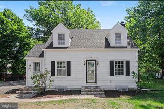 506 HOGESTOWN ROAD, Mechanicsburg, PA 17050