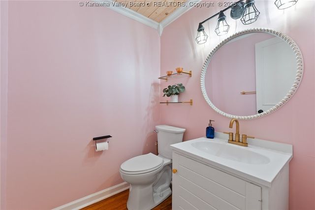 815 Chappell Road, Charleston, WV 25304