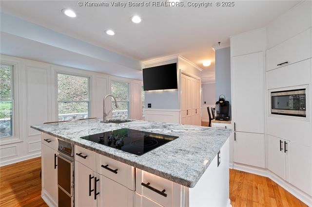 815 Chappell Road, Charleston, WV 25304