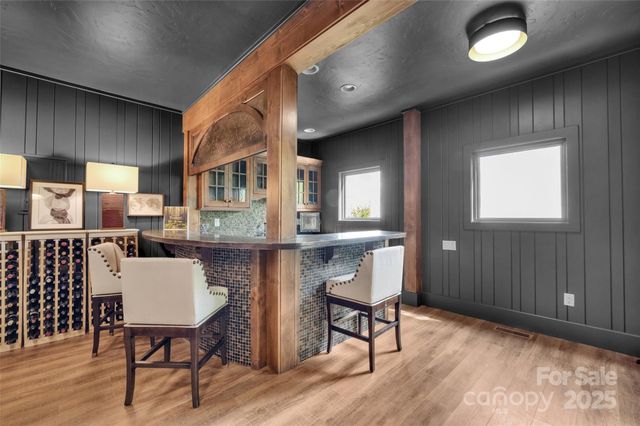 96 Moltz Court, Lake Toxaway, NC 28747
