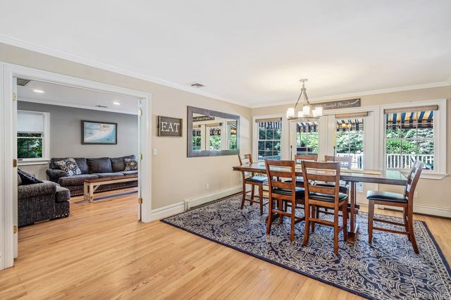 4 Davidia Lane, Stony Brook, NY 11790