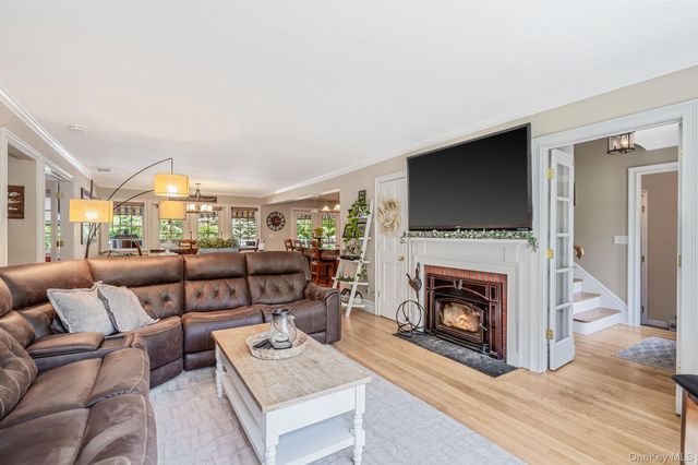 4 Davidia Lane, Stony Brook, NY 11790