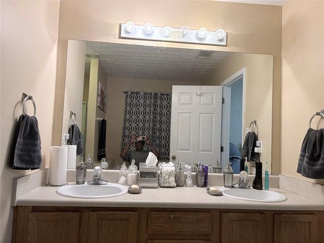 35 Pembroke Place, Covington, GA 30016