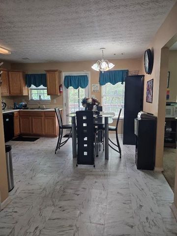 35 Pembroke Place, Covington, GA 30016