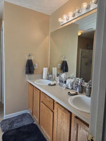 35 Pembroke Place, Covington, GA 30016